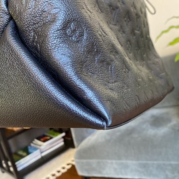 Maida Hobo Louis Vuitton 🛍️ - Picture 13 of 15